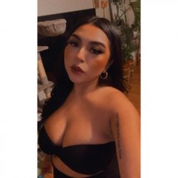 Sexy big titty Latina IRL